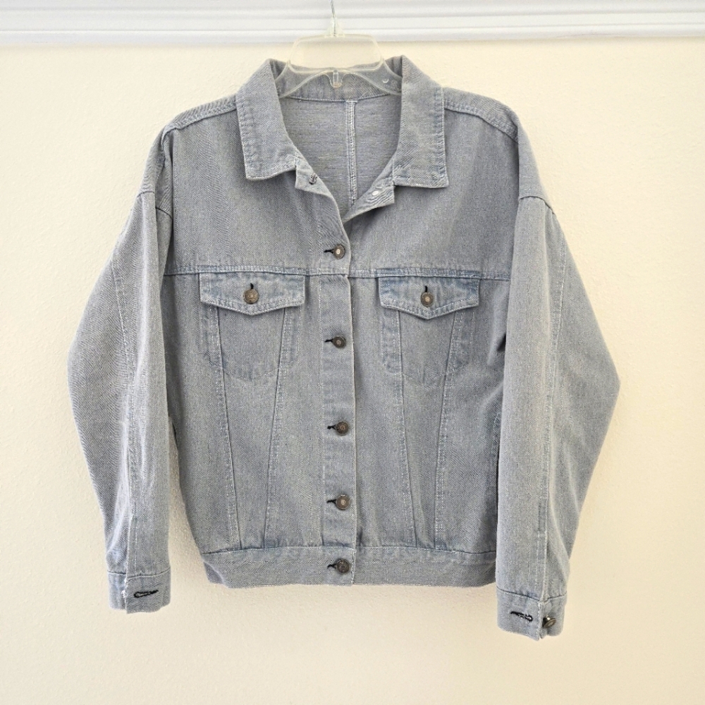 Womens Drop shoulder oversized small S Denim jean Jacket light blue wash pockets